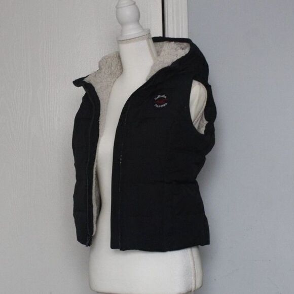 Hollister Women's Navy Sherpa Lined Hooded Down Puffer Vest - Picture 3 of 7